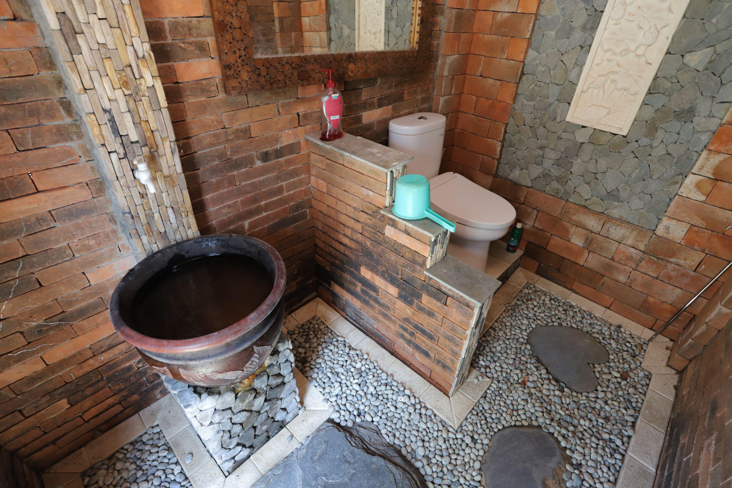 Newalaskuliner & Homestaywatulumbung Kretek 外观 照片