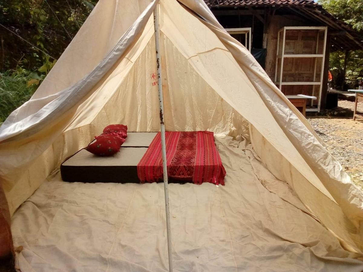 Newalaskuliner & Homestaywatulumbung Kretek 外观 照片