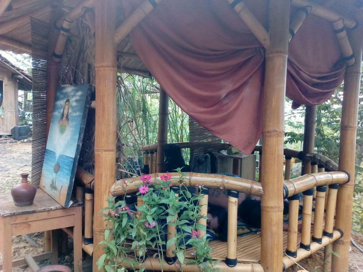 Newalaskuliner & Homestaywatulumbung Kretek 外观 照片