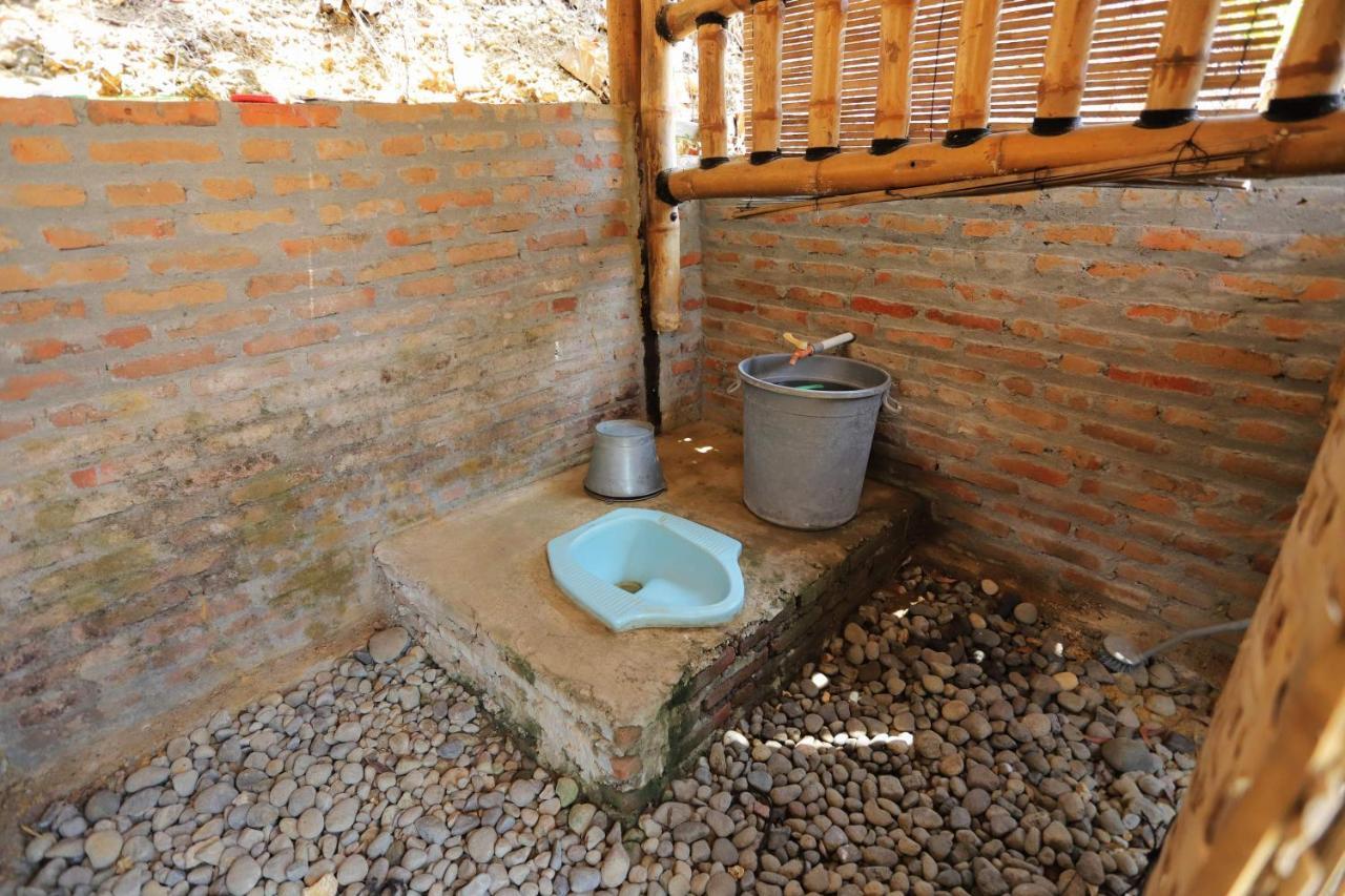Newalaskuliner & Homestaywatulumbung Kretek 外观 照片